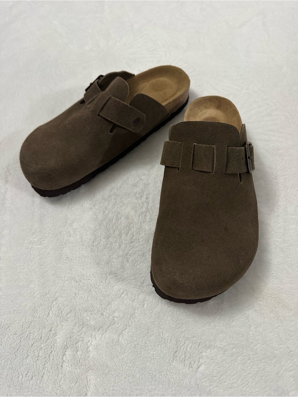 Women’s Suede Slip-On Clog Mule in Brown